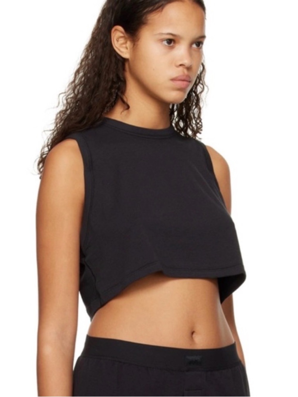 SKIMS Black Cropped boyfriend Muscle Tank